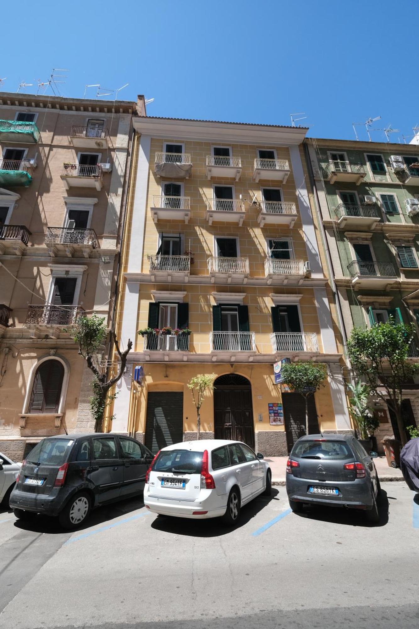 Hotel Il Poggiolo Fiorito Taranto Esterno foto