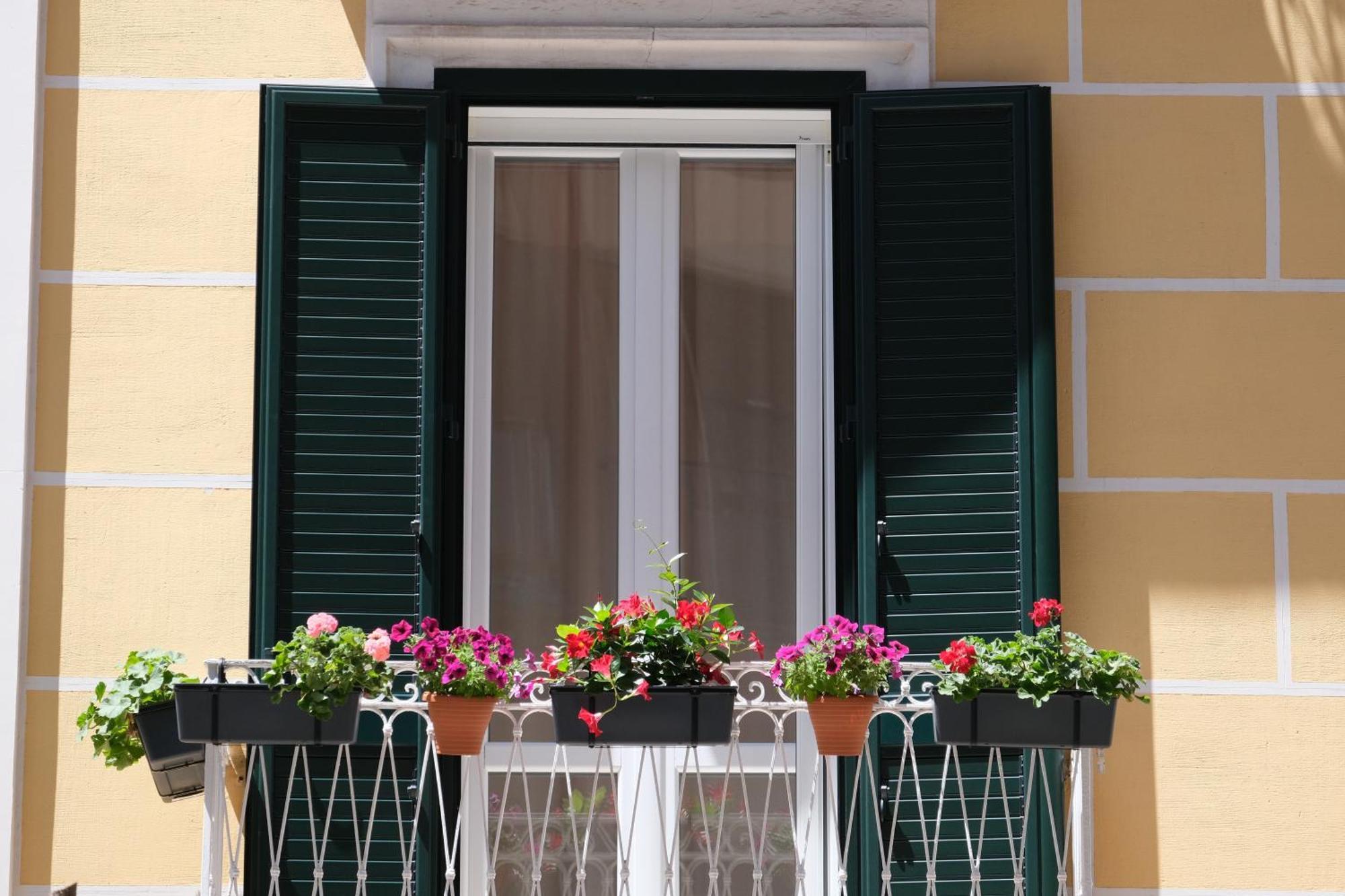 Hotel Il Poggiolo Fiorito Taranto Esterno foto