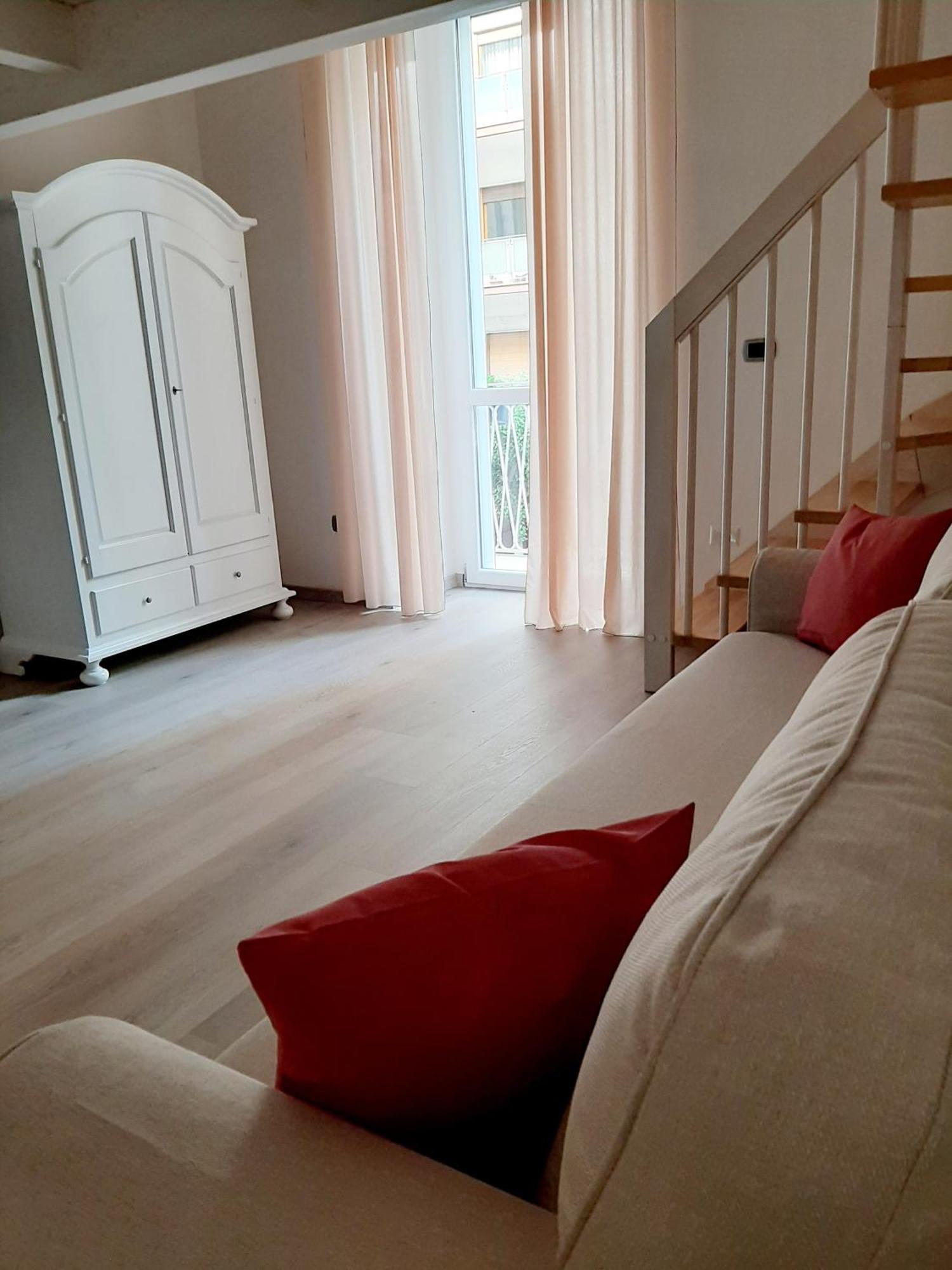 Hotel Il Poggiolo Fiorito Taranto Esterno foto